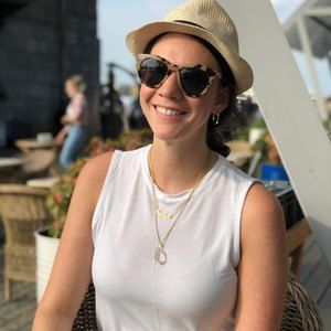 Meet your Posher, Yael